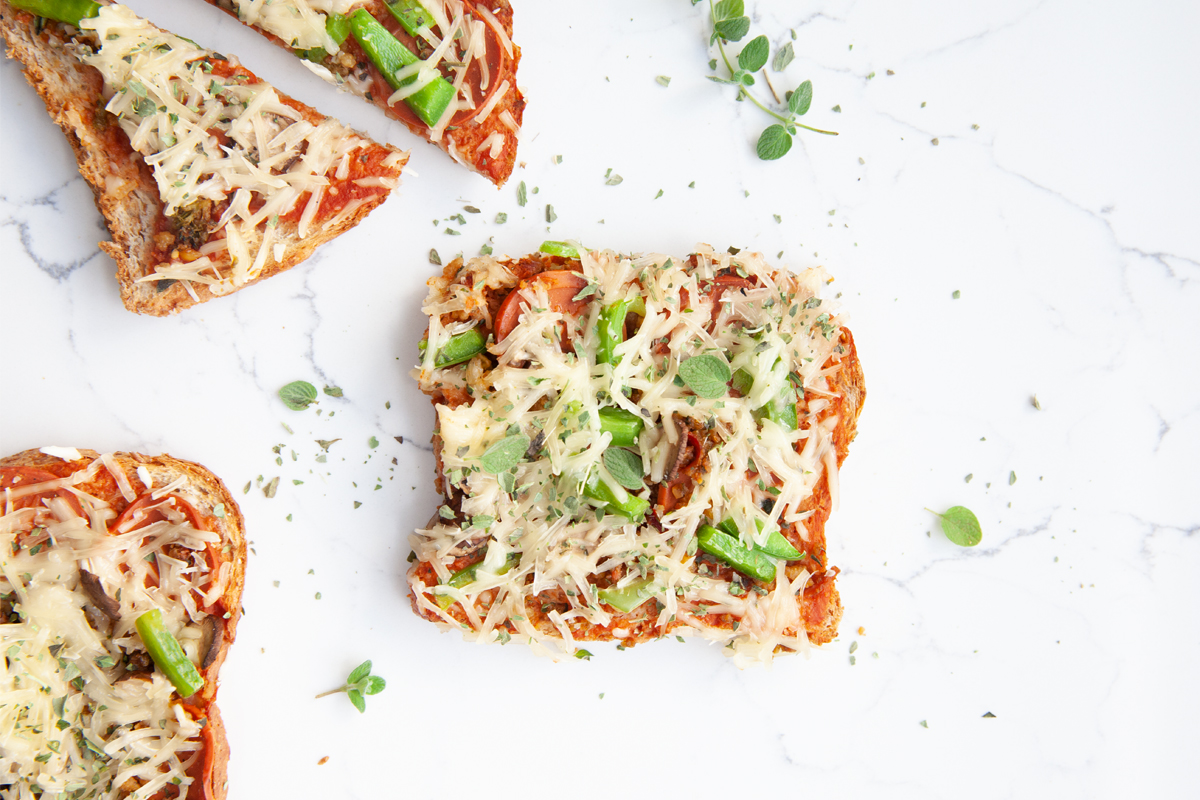 Easy Healthy Vegan Pizza Toast Tray Bake