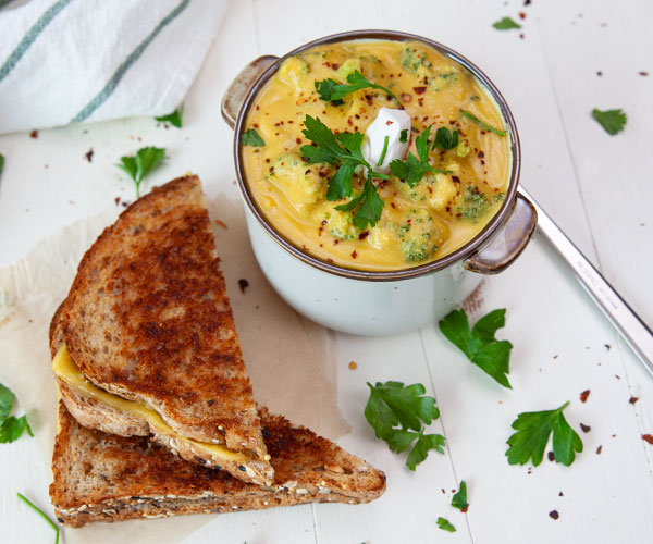 Easy Healthy Soups and Sandwiches: </br>Find Your Favourite Plant-based Pairing