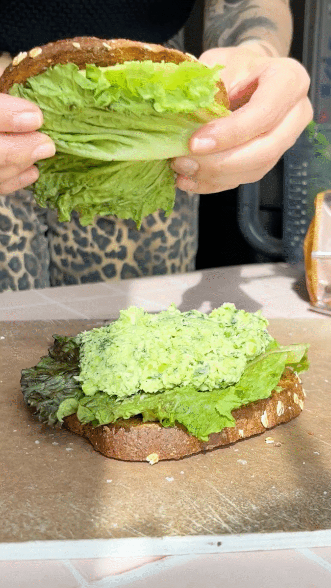 Desiree RD’s Green Goddess Edamame Smash sandwich: a high-fibre celebration of sprouted whole grain bread!